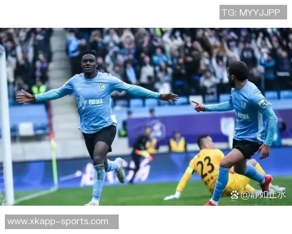 戴维森G联盟首秀表现抢眼火记期待他在未来大放异彩