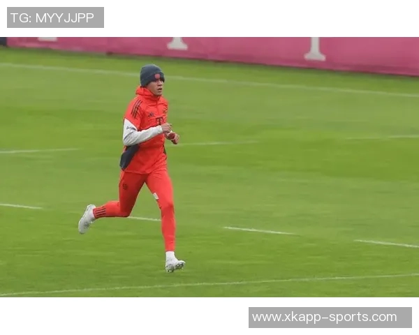 穆西亚拉复出在即今日参与球队部分训练备战新赛季