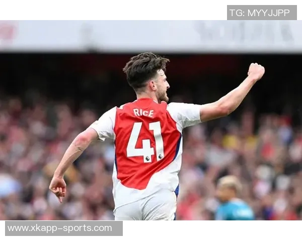 赖斯在阿森纳和国家队展现全能中场实力成为攻防典范的重要角色